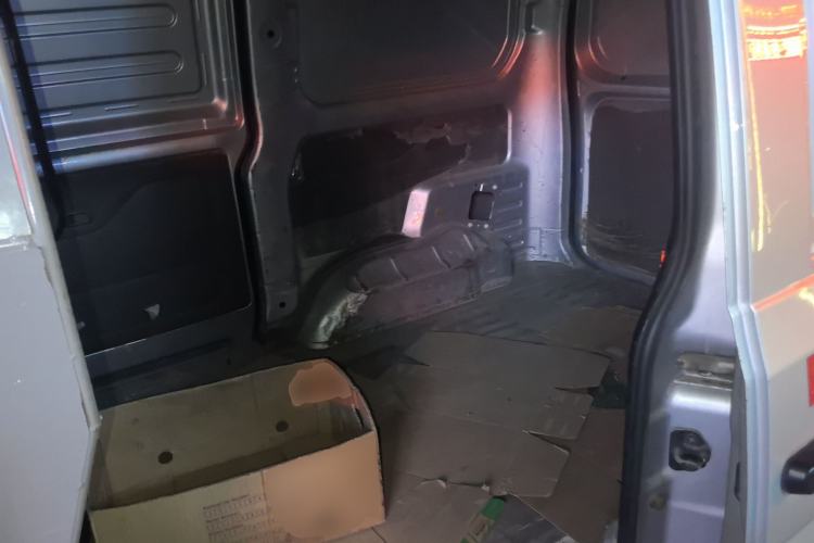 Used Wuling Rongguang V 2019 1.5L Window-Sealed Utility Model China VI LAR Left Rear Seat