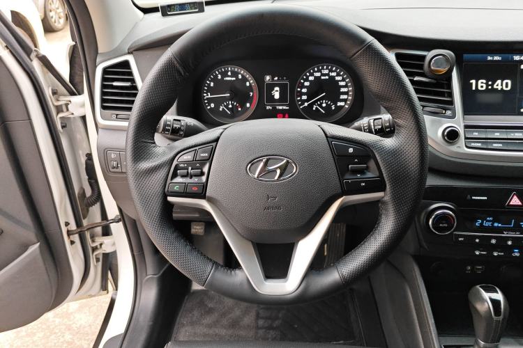 Used Hyundai Tucson 2015 1.6T Dual-Clutch Two-Wheel-Drive Smart Model