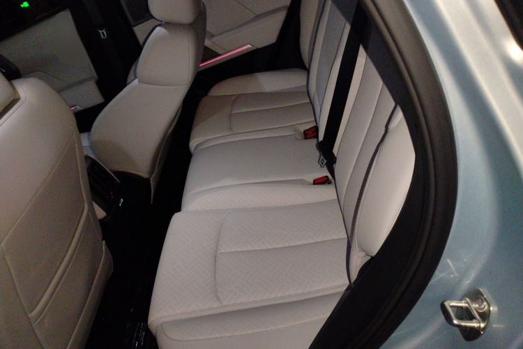 Used Formula Leopard Titanium 3 2025 501KM All-Wheel Drive Intelligent Driving Ultra Version
