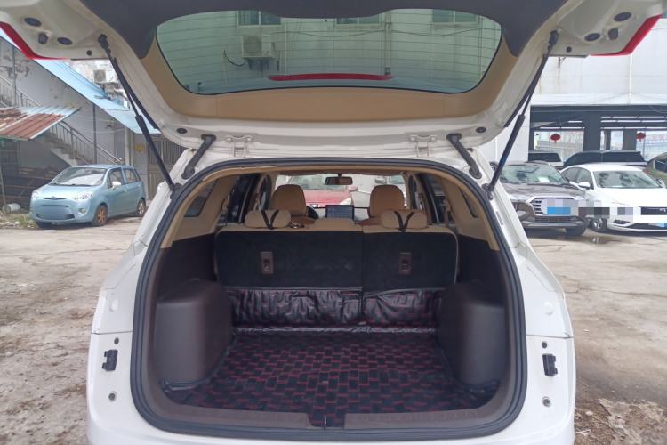 Used Baojun 310W 2017 1.5L Manual Comfort Version China V
