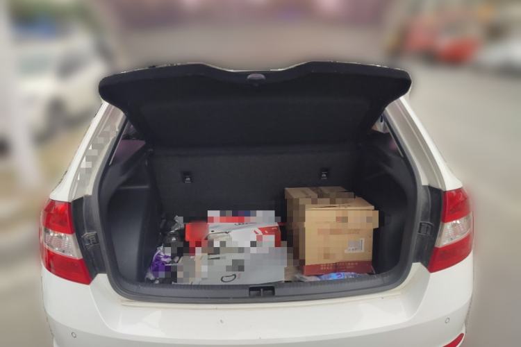 Used Skoda Rapid Spaceback 2014 1.6L Automatic Enjoyment Edition
