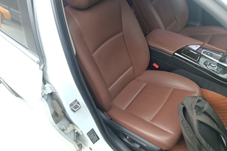 Used BMW 5 Series 2014 525Li Leading Model