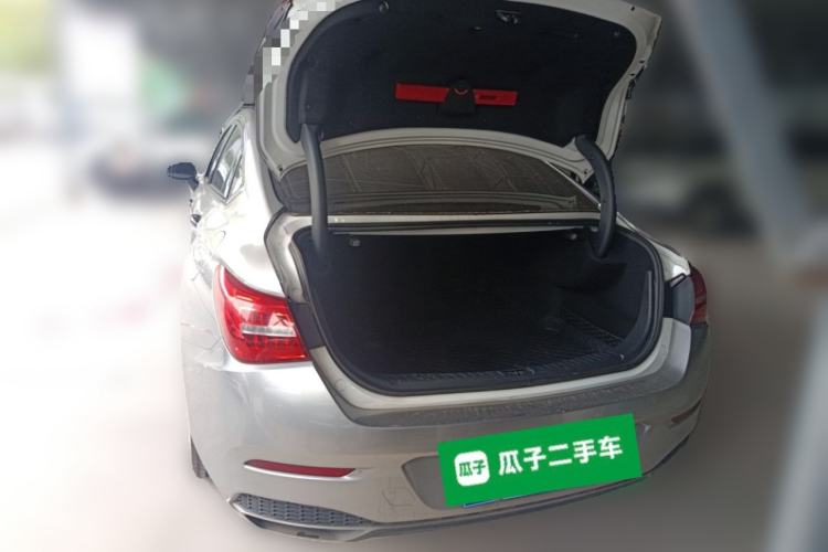 Used Hongqi H5 2020 1.5T DCT Flagship Edition Trunk