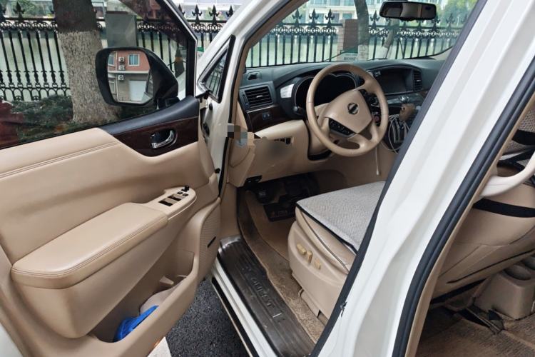 Used Nissan Quest 2015 3.5L SL Driver Seat