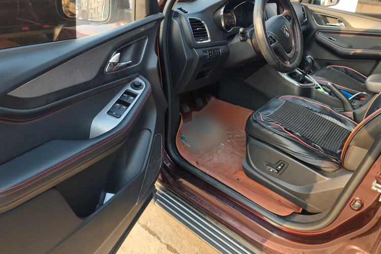 Used Baojun 560 2016 1.5T Manual Luxury Model