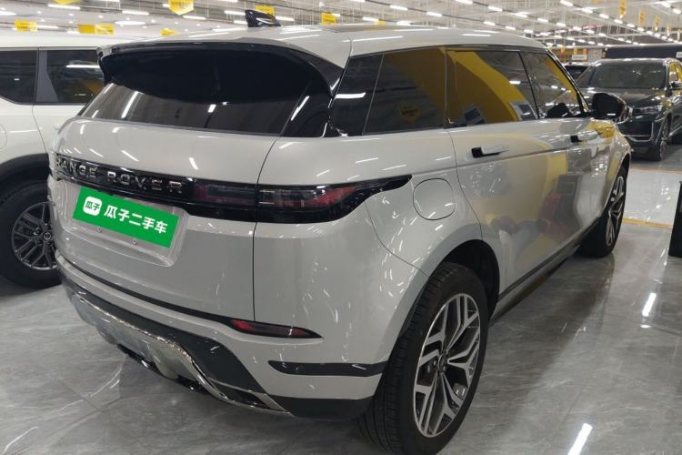 Used Land Rover Range Evoque 2024 Aurora L 249 PS Prestige Light-Chasing Edition
