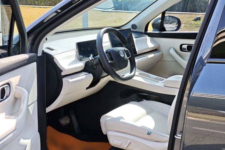 Used Leapmotor C16 2024 Range-Extended 200 Luxury Edition
