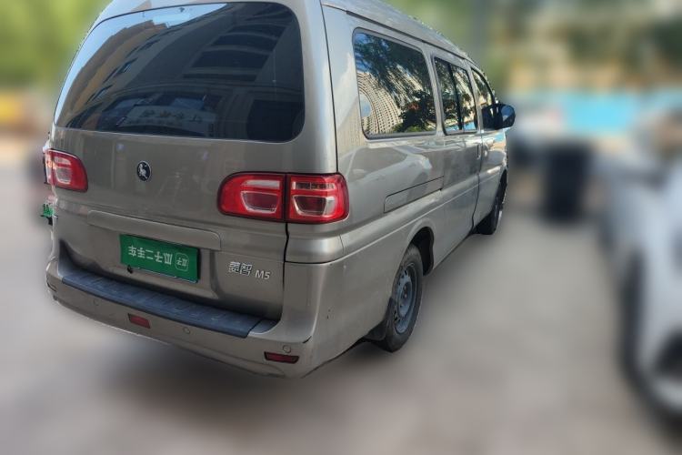 Used FORTHING Lingzhi 2022 M5L 1.6L Utility Model 7 Seats