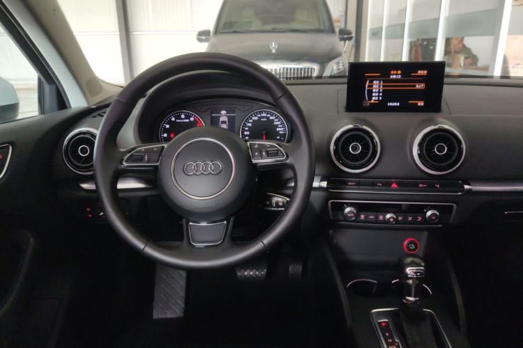 Used Audi A3 2016 Limousine 35 TFSI Style Edition
