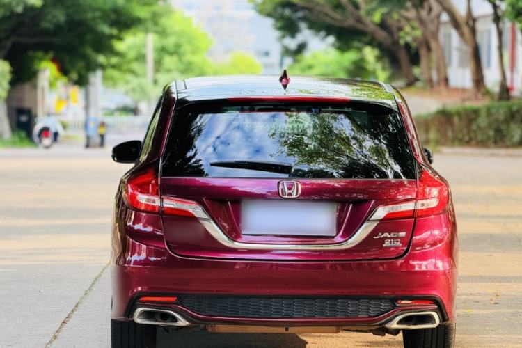 Used Honda Jade 2017 210TURBO CVT Fashion Edition 5-seater
