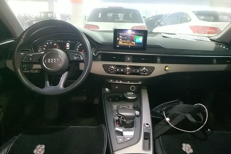 Used Audi A4L 2019 40 TFSI Ambition China VI