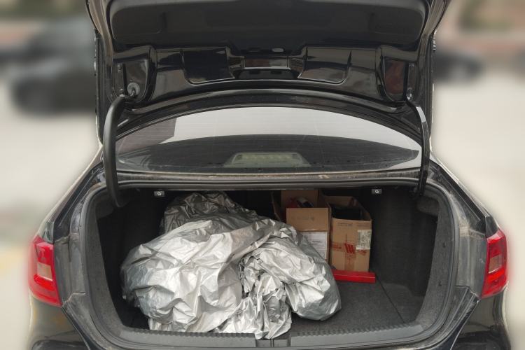 Used Volkswagen Sagitar 2012 1.4TSI Automatic Luxury Edition
