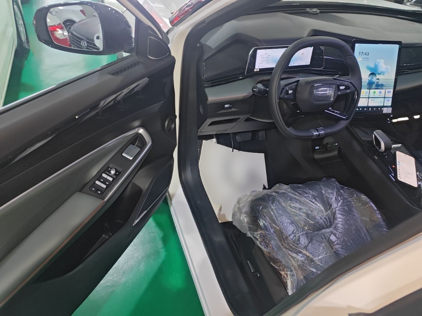 Geely Auto Emgrand X7 Sport 2024 1.5TD Smart Connect+ — снимка 18