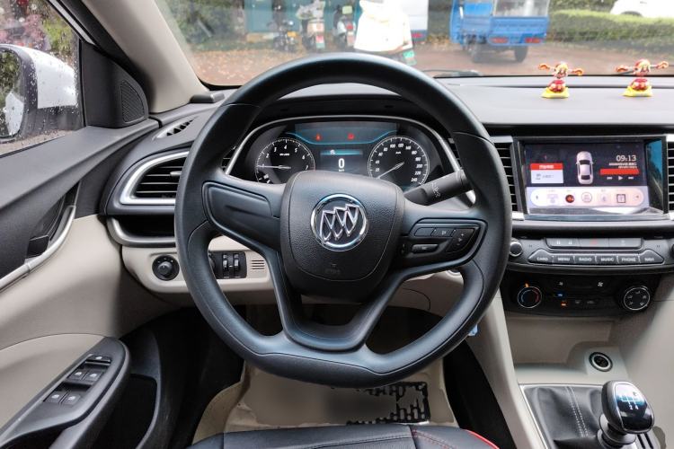 Used Buick GT 2015 15N Manual Elite Edition Steering Wheel