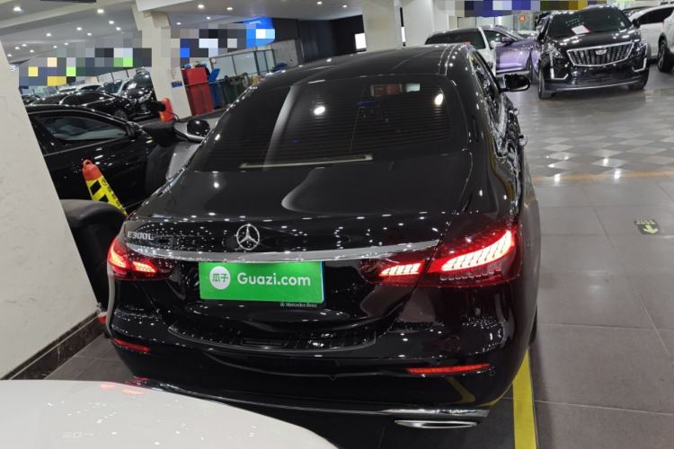 Used Mercedes-Benz E-Class 2023 Facelift E 260 L
