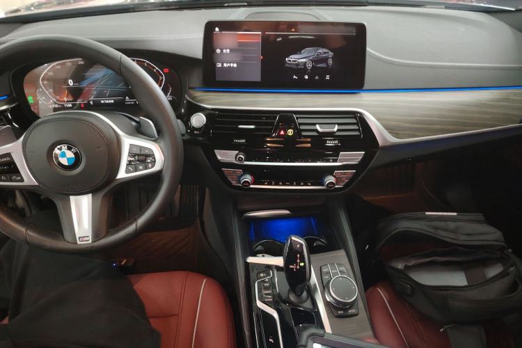 Used BMW 5 Series 2022 Restyled 530Li Leading Edition M Sport Package