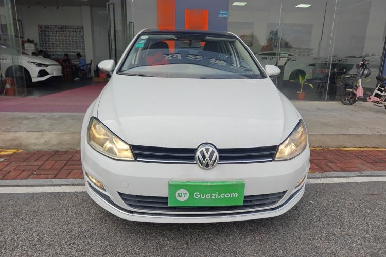 Used Volkswagen Golf 2014 1.6L Automatic Comfort Model Front