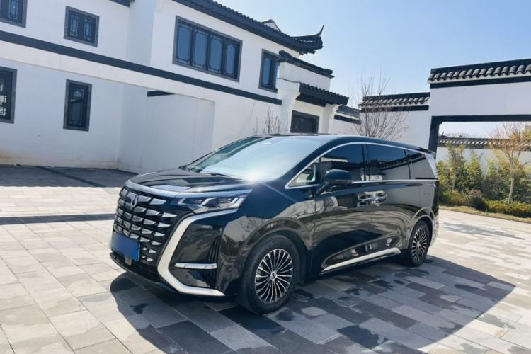 Used Denza D9 2022 DM-i 970 Four-Wheel Drive Flagship Model