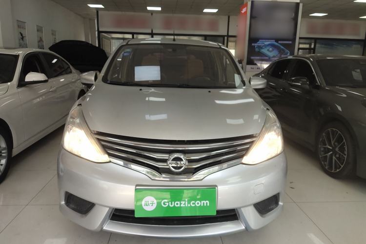 Used Nissan Livina 2015 1.6XE Manual Comfort Edition Front