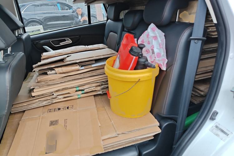 Used SWM X7 2020 2.0L Manual Comfort Version 7 Seats Left Rear Seat