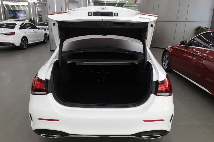 Used Mercedes-Benz A-Class 2022 Restyled A 200 L Sport Sedan Fashion Version