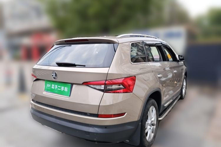 Used Skoda Kodiaq 2017 TSI330 5-Seat Two-Wheel Drive Luxury Edition Rear Right 45 Deg