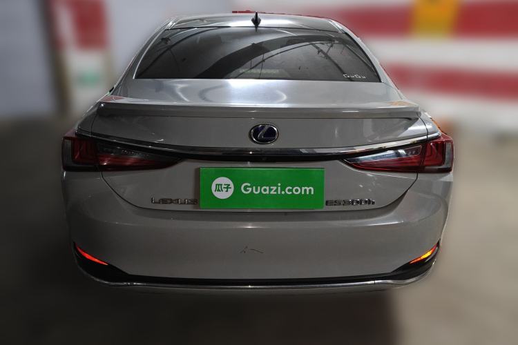 Used Lexus ES 2018 300h Executive Version China V Standard