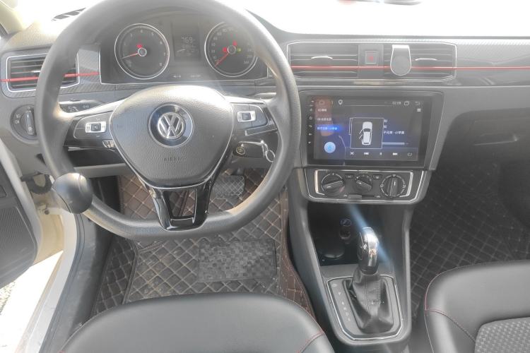 Used Volkswagen Santana 2017 Haval H9 1.6L Automatic Comfort Edition Steering Wheel