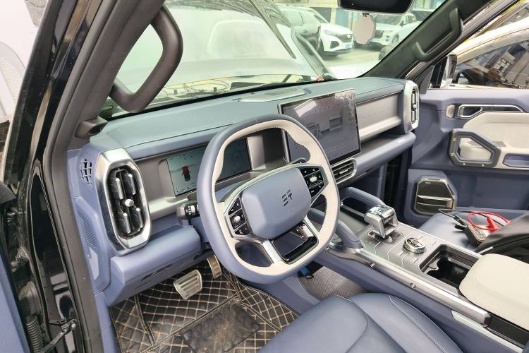 Used JETOUR Traveler C-DM 2024 C-DM 208KM Mountain & Wilderness Edition
