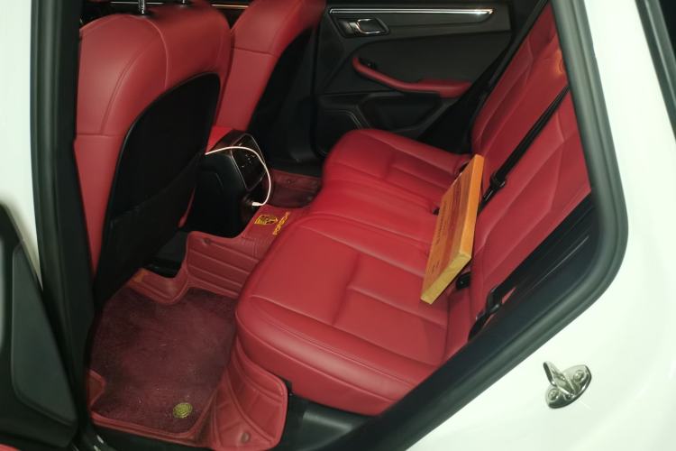 Used Porsche Macan 2017 Macan 2.0T Left Rear Seat