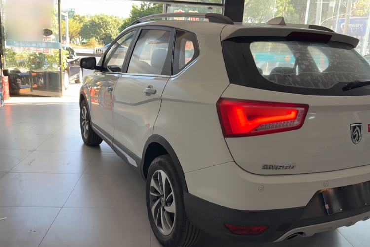 Used Baojun 560 2016 1.8L iAMT Luxury Model
