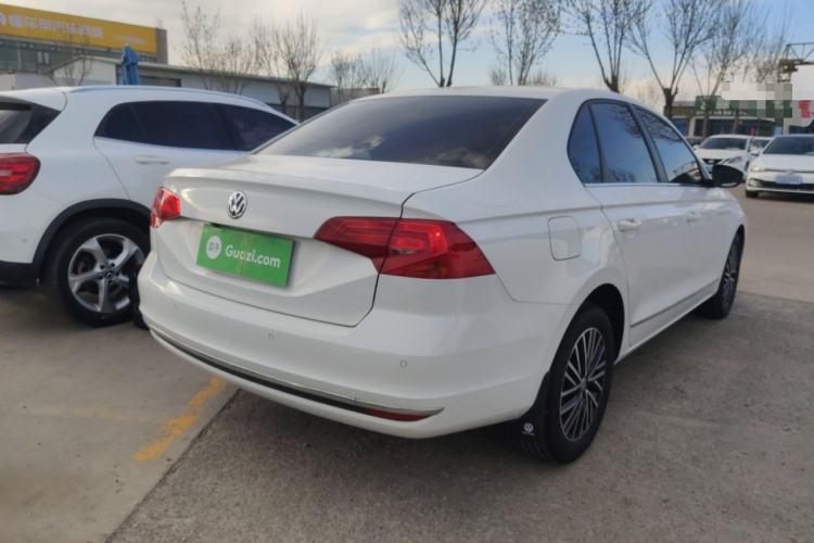 Used Volkswagen Bora 2016 1.6L Automatic Fashion Model