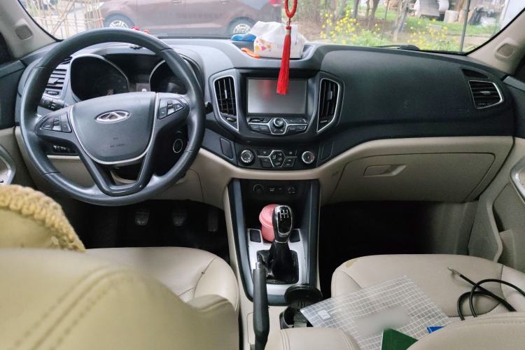 Used Chery Tiggo 5 2014 2.0L Manual Jia Yue Edition Center Console