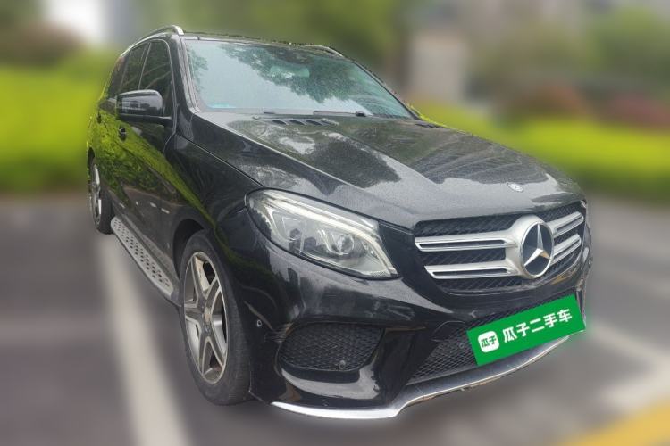 Used Mercedes-Benz GLE 2016 GLE 400 4MATIC Front Right 45 Deg
