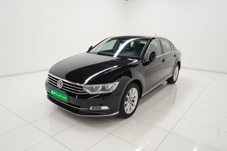 Used Volkswagen Magotan 2019 330TSI DSG Leading Model China VI Standard