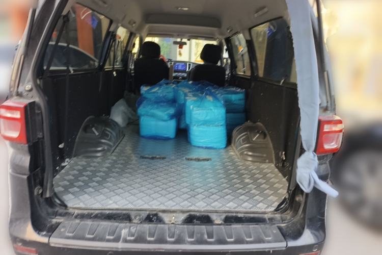 Used FORTHING Lingzhi 2022 M5L 1.6L Utility Model 7 Seats
