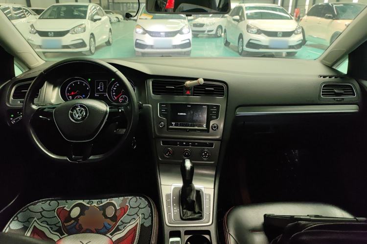 Used Volkswagen Golf 2015 1.4TSI Automatic Comfort Model
