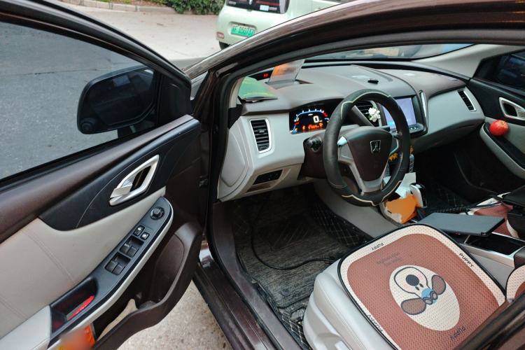 Used Luxgen 5 2013 1.8T Automatic Luxury Model