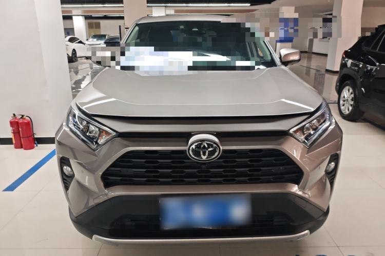 Used Toyota RAV4 2022 2.0L CVT Two-Wheel Drive Fashion Plus Edition
