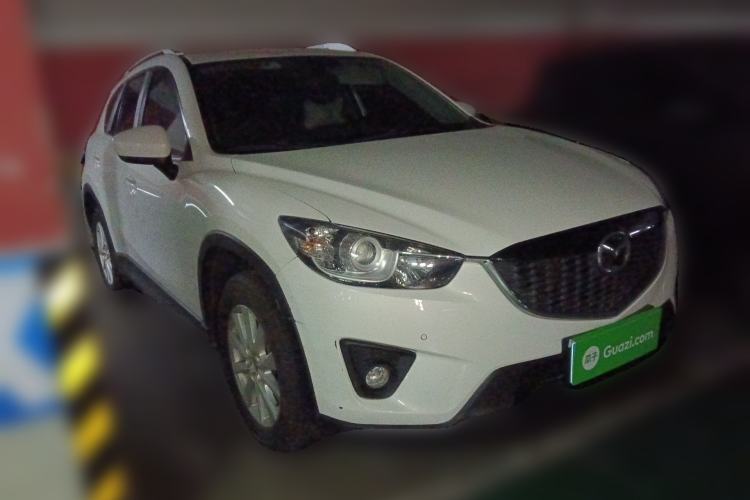 Used Mazda CX-5 2014 2.0L Automatic Two-Wheel Drive Urban Version Front Right 45 Deg