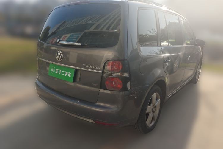 Used Volkswagen Touran 2013 1.4T DSG Comfort Edition 5-Seater Rear Right 45 Deg