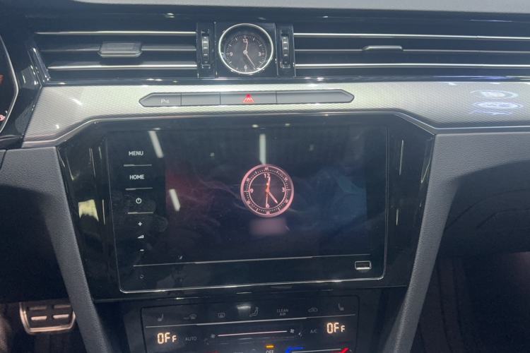 Used Volkswagen Magotan 2023 2 Million Units Limited Edition 330TSI DSG Leading Version Audio And AC Panel