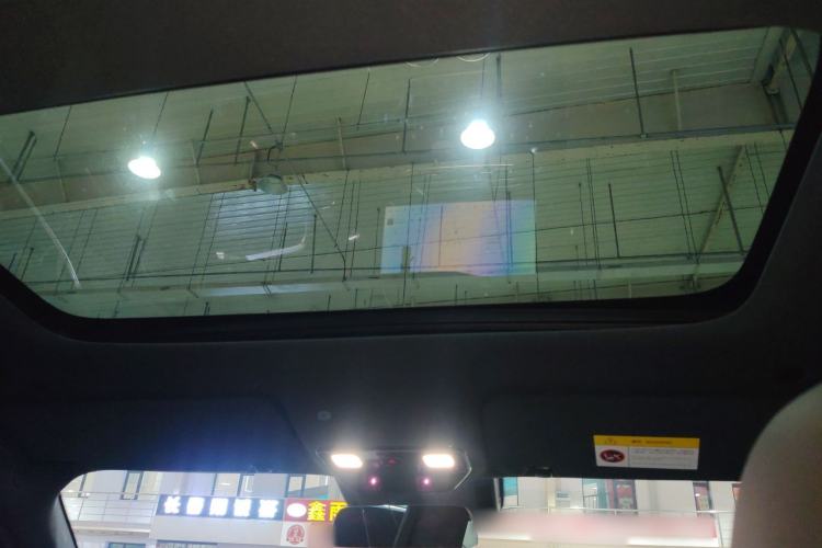 Used Li Auto L8 2023 Pro Model
