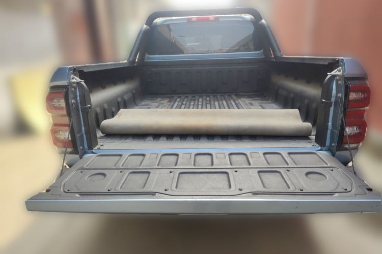 Used Great Wall King Kong Poer 2023 2.0T Automatic Diesel Two-Wheel-Drive Elite Version Flatbed GW4D20M
