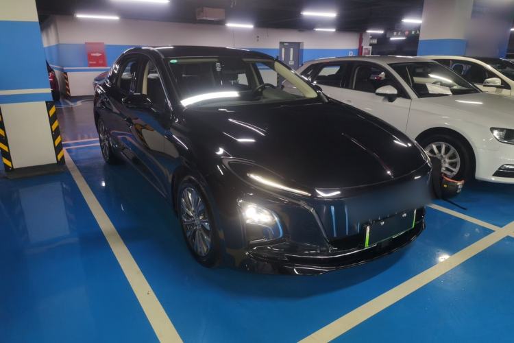 Used Hongqi E-QM5 2024 500km Range Edition
