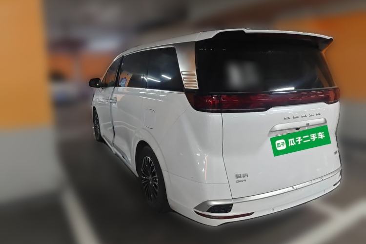 Used Denza D9 2022 DM-i 1040 Prestige Model