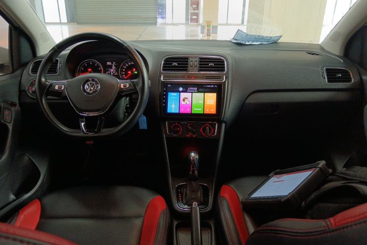 Used Volkswagen Polo 2016 1.6L Automatic Comfort Model