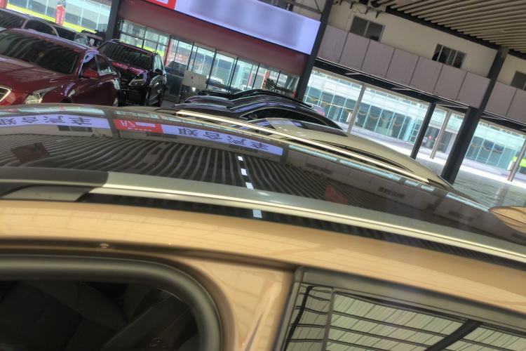 Used Volvo V40 2014 Cross Country 2.0T Zhiyi Edition