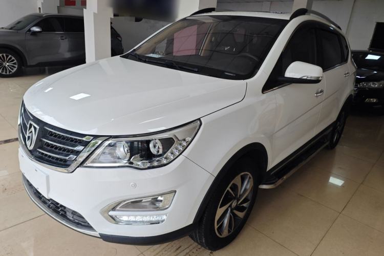 Used Baojun 560 2016 1.8L Manual Luxury Edition