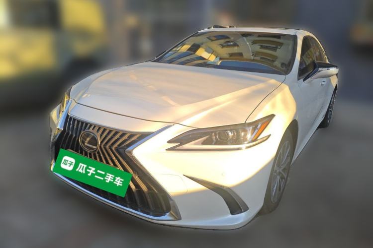Used Lexus ES 2024 200 Premium Edition
